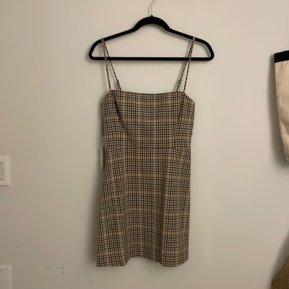 BNWT Wilfred New classic mini dress in cream brown plaid pattern